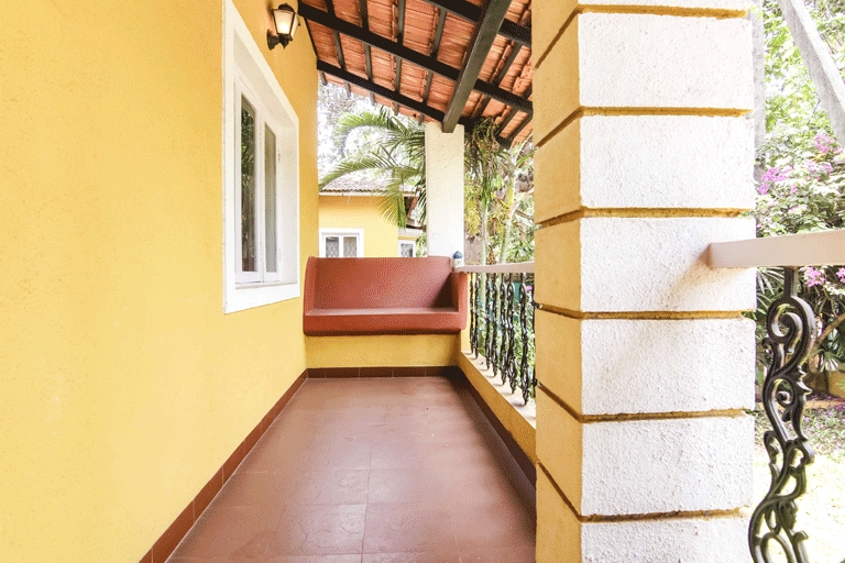 Yellow Footprints- 2BHK Villa With Garden View | Laze Around Us