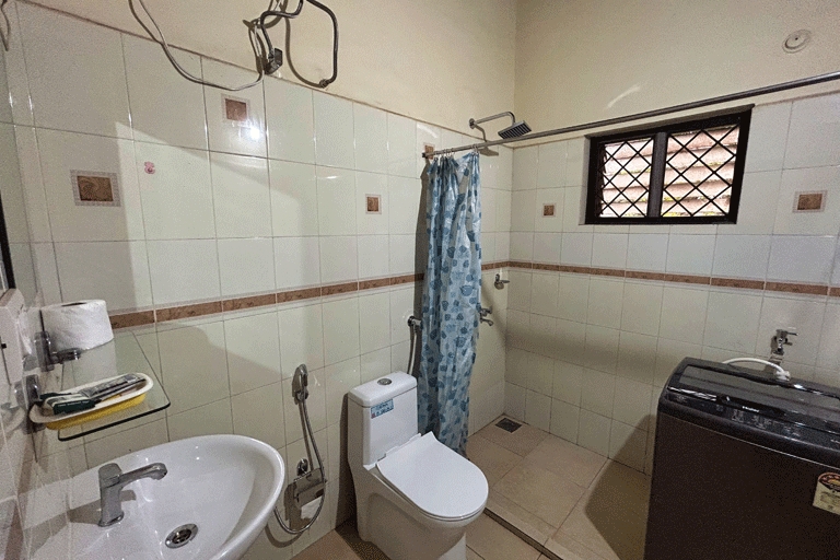 Yellow Footprints- 2BHK Villa With Garden View | Laze Around Us