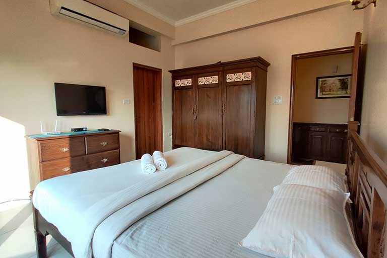 Beach Daze 2BHK Penthouse with Common Pool | Laze Around Us