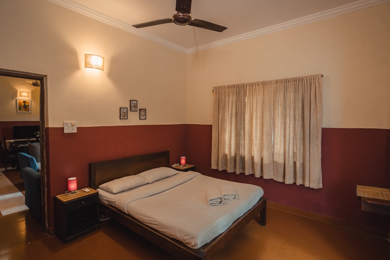 Sunshine Retreat - 2BHK Villa With Garden View | Laze Around Us